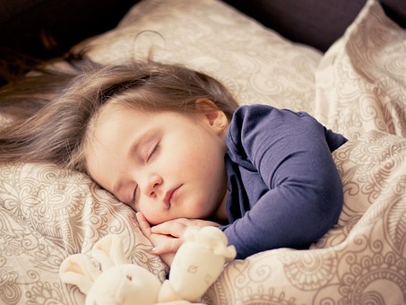 赤ちゃん　寝かしつけ方法